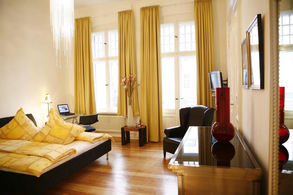 Stars Guesthouse Берлин Стая снимка