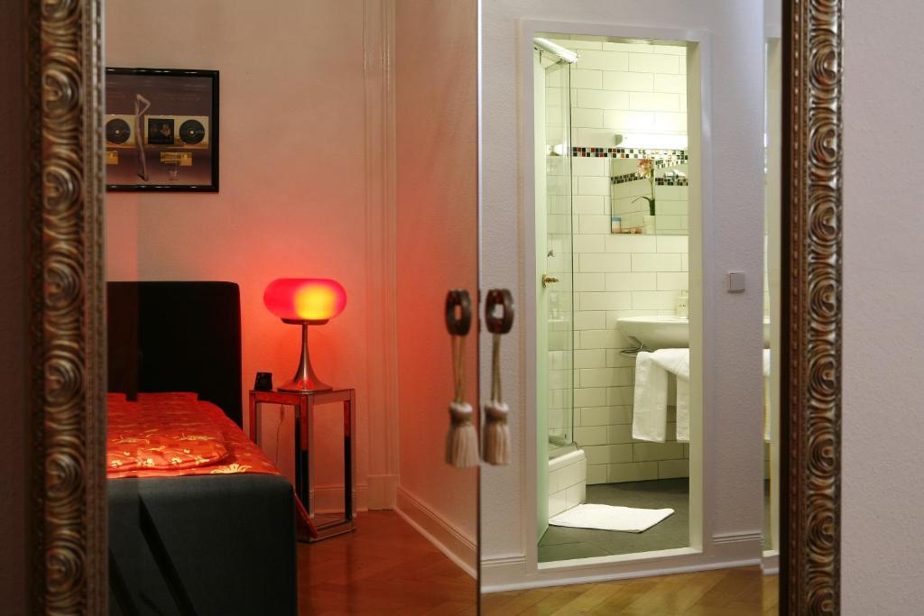 Stars Guesthouse Берлин Стая снимка