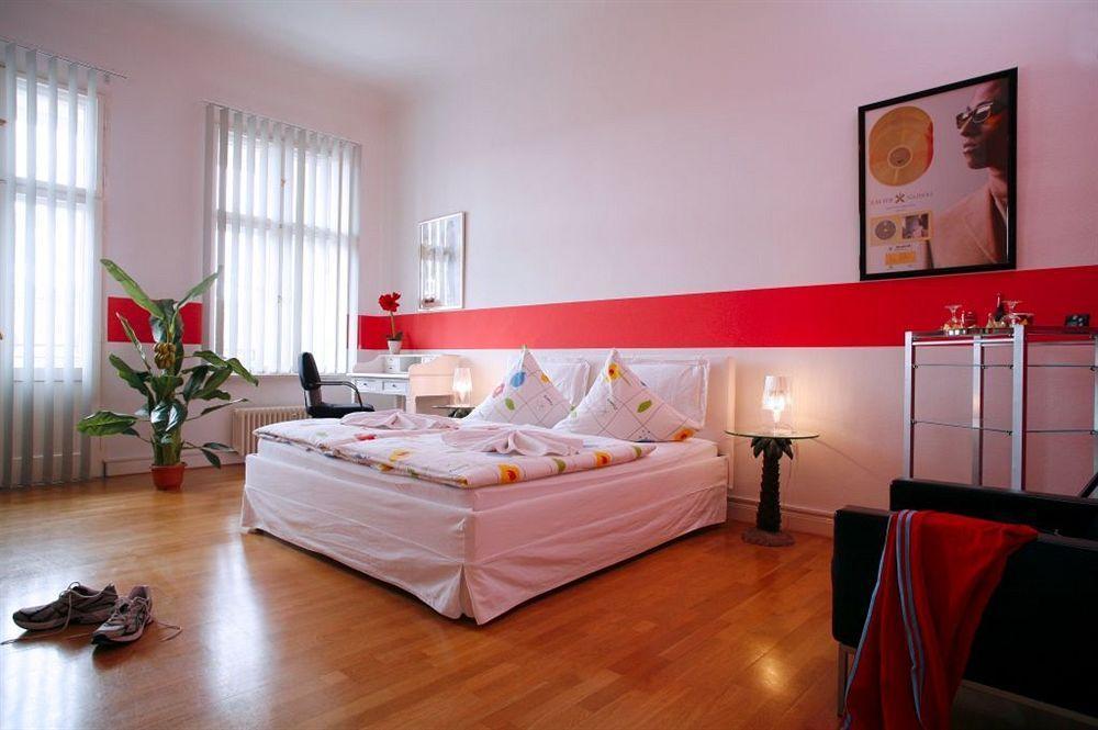 Stars Guesthouse Берлин Екстериор снимка