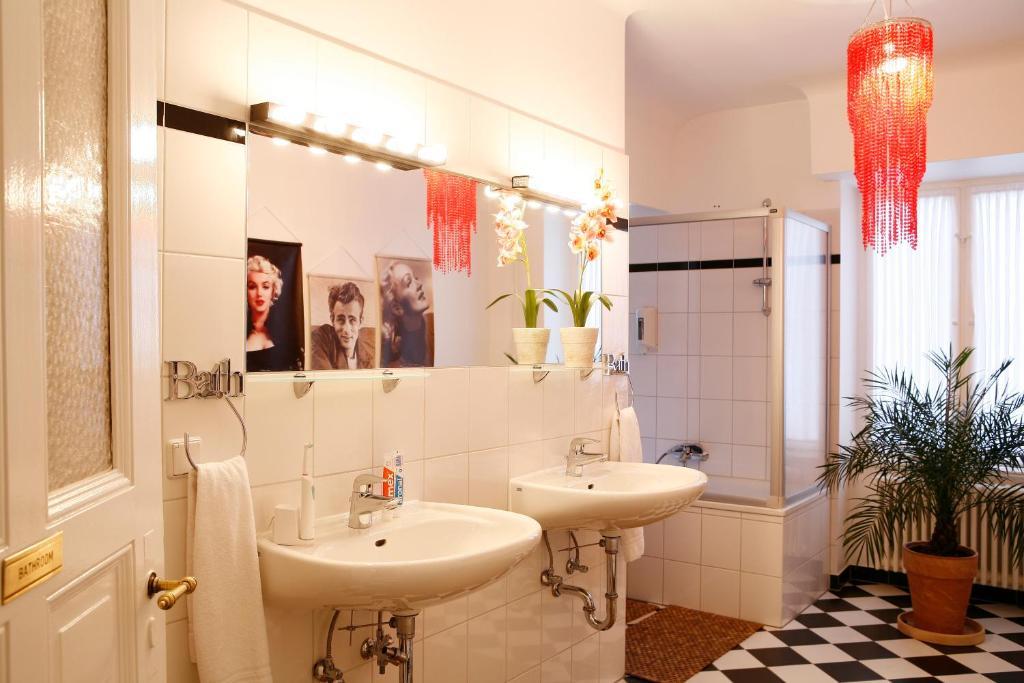 Stars Guesthouse Берлин Стая снимка